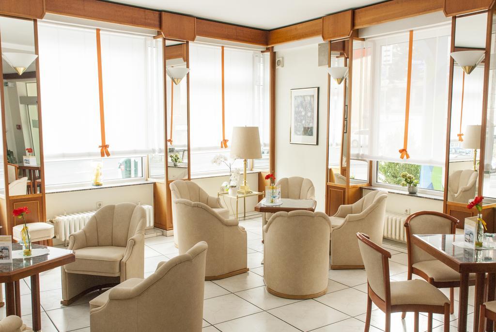 קאסל Hotel Excelsior מראה חיצוני תמונה