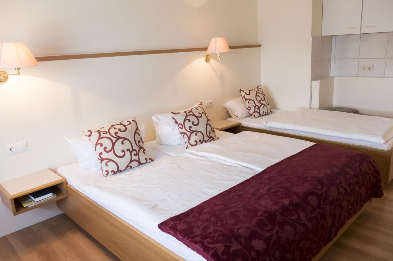 קאסל Hotel Excelsior מראה חיצוני תמונה