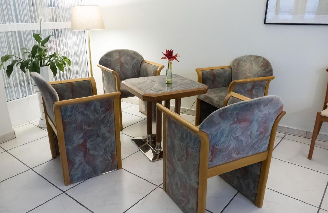 קאסל Hotel Excelsior מראה חיצוני תמונה